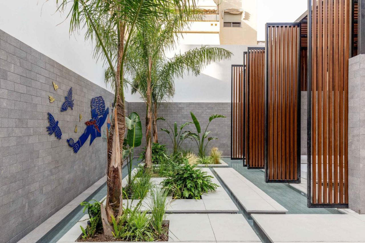 Hotel The Newel Psychiko Atenas Exterior foto The courtyard of the museum