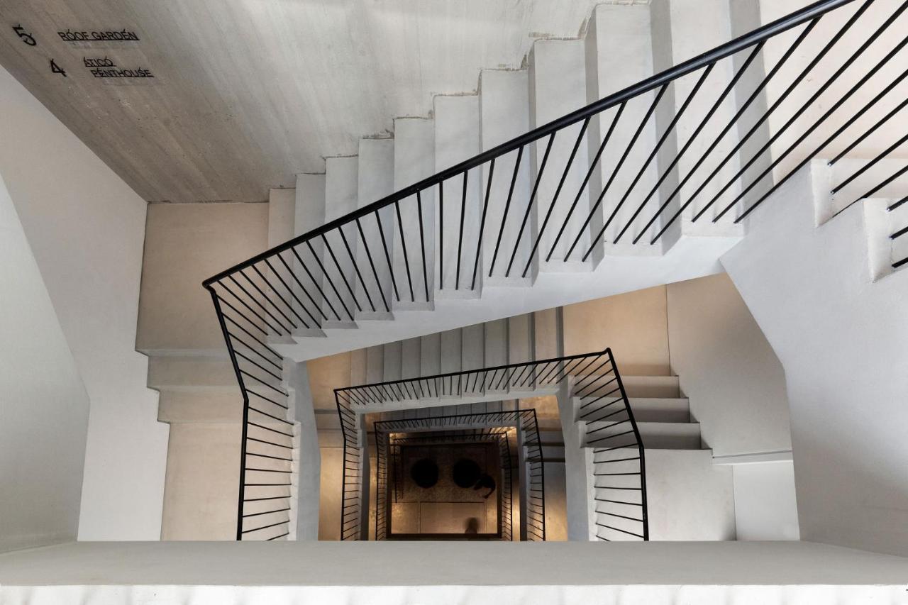 Hotel The Newel Psychiko Atenas Exterior foto Staircase